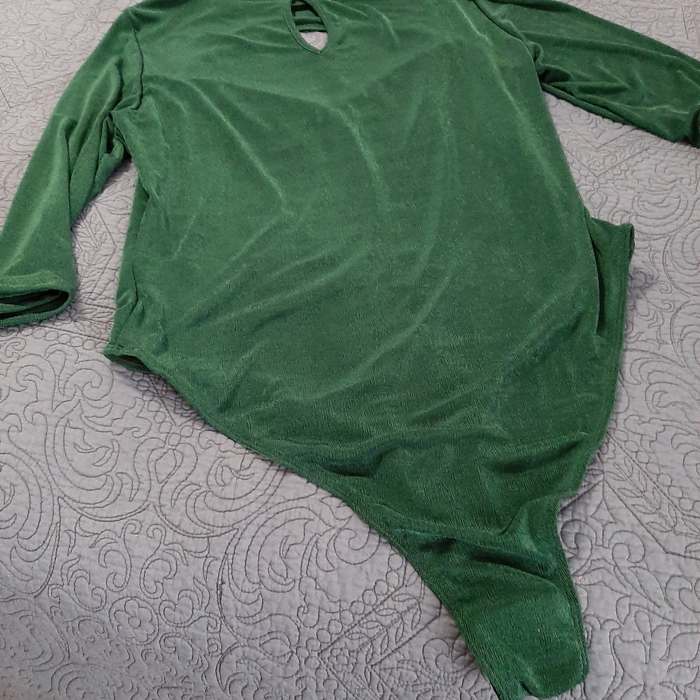 🌞SALE $10🌞 EMERALD GREEN PLUS SIZE BODYSUIT - Picture 8 of 8
